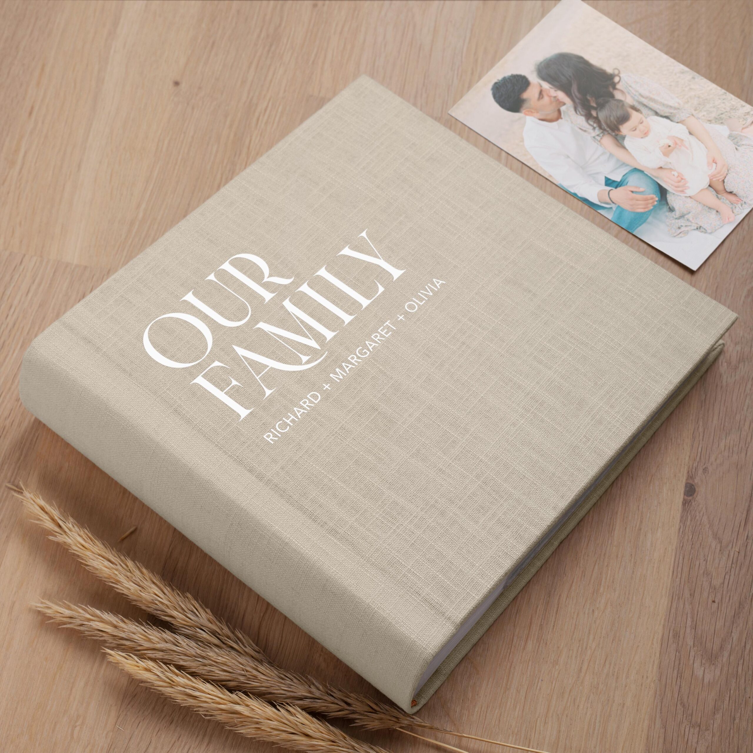 Photo Album with Sleeves for 200 4x6 Photos | Family Slip In Photo Album - Image 3